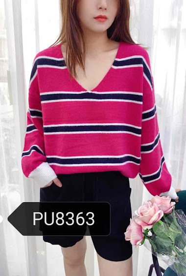 Wholesaler Graciela Paris - Two-tone striped sweater. collar