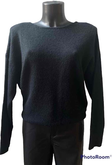 Mayorista Graciela Paris - Round neck sweater. open back connected by 3 bow ties