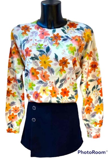 Wholesaler Graciela Paris - Floral print sweater. V neck