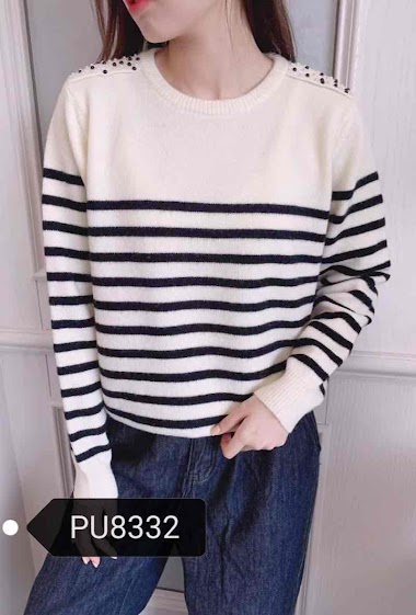 Wholesaler Graciela Paris - Sailor sweater with small pearls on the shoulders. round neck