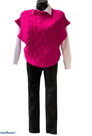 Wholesaler Graciela Paris - Sleeveless sweater. high collar. extra soft