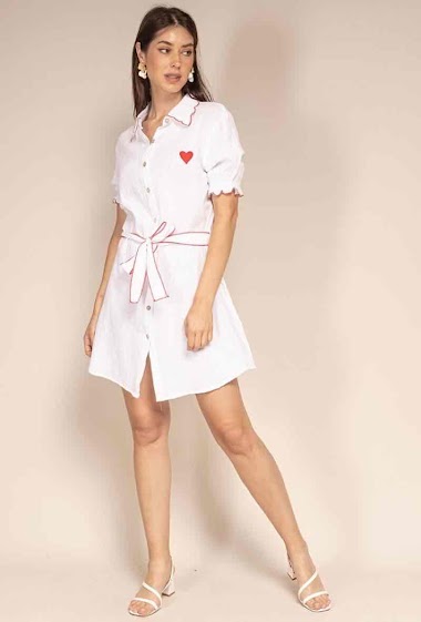 Wholesaler Graciela Paris - Short shirt dress in cotton gauze. an embroidered heart matching the finishes