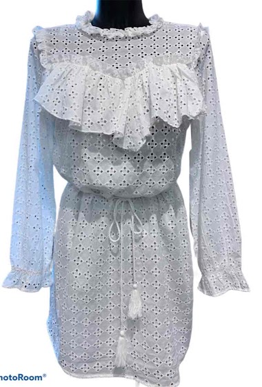 Wholesaler Graciela Paris - Short  embroidery dress. ruffles at the bust