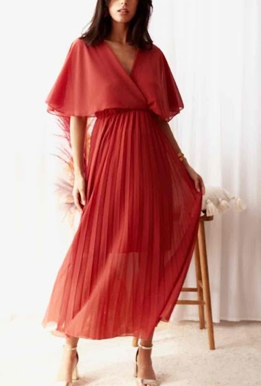 Wholesaler Graciela Paris - Long pleated dress. ruffled sleeves. bare back with a tie