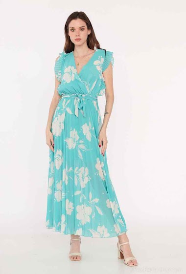 Wholesaler Graciela Paris - Long pleated dress. sleeveless