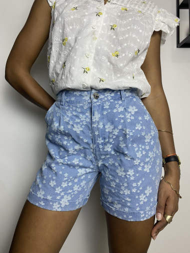 Wholesaler Graciela Paris - Shorts with flowers