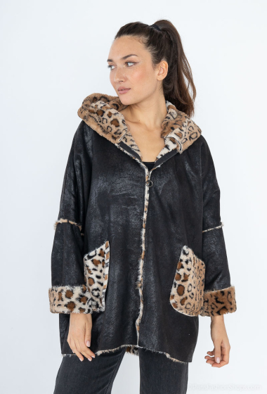 Grossiste Happy Look - Manteau en fausse fourrure imprimé léopard avec capuche