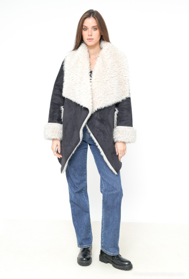 Wholesaler Happy Look - Mid-length sleeveless faux fur coat