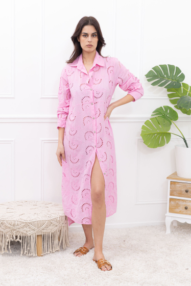 Grossiste Happy Look - Maxi robe chemise en broderie anglaise