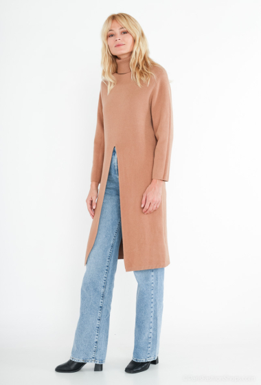 Wholesaler Happy Look - Long turtleneck sweater with split in the middle