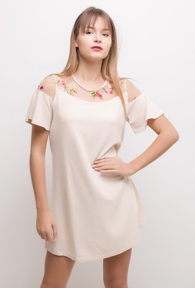 Wholesaler ABELLA - Dress with embroidered flowers
