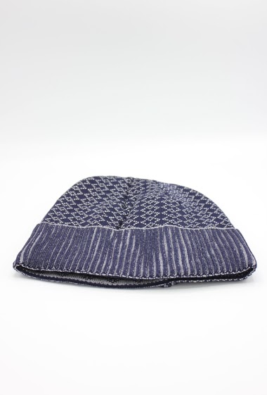 BEANIE with patterns