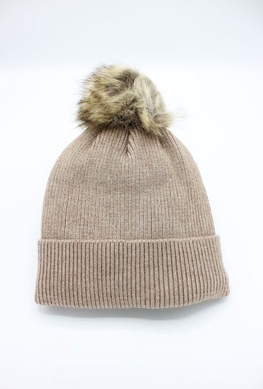 Großhändler Hologramme Paris - BEANIE with synthetic Pompom