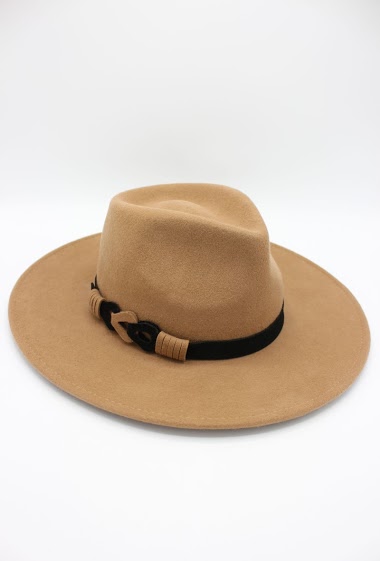 Großhändler Hologramme Paris - Italian hat in pure wool with Mario leather belt and adjustable waist cord