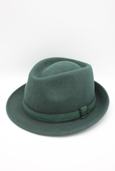 Italian Hat in pure wool with ribbon