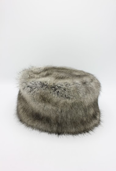 Wholesaler Hologramme Paris - Toque hat with synthetic fur, straight shape Portugal