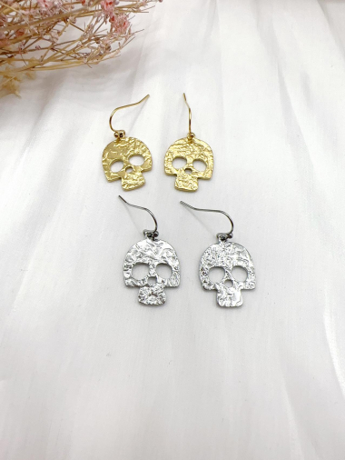 Wholesaler H&T Bijoux - Steel earrings.