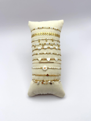 Wholesaler H&T Bijoux - Steel bracelet, pearls, mother-of-pearl, stone