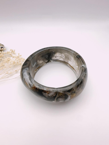 Wholesaler H&T Bijoux - Acrylic resin bracelet