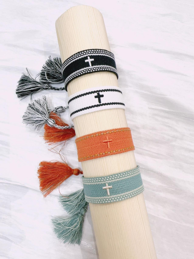 Wholesaler H&T Bijoux - Adjustable woven bracelet