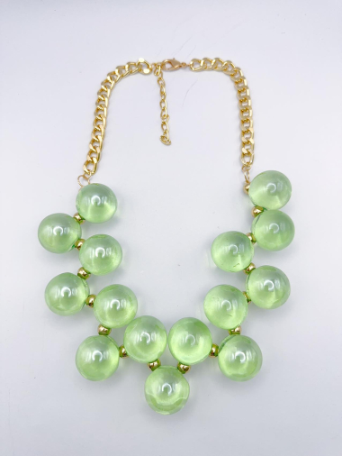 Wholesaler H&T Bijoux - Fancy acrylic necklace.