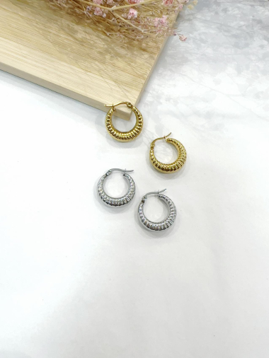 Wholesaler H&T Bijoux - Stainless steel hoop earrings