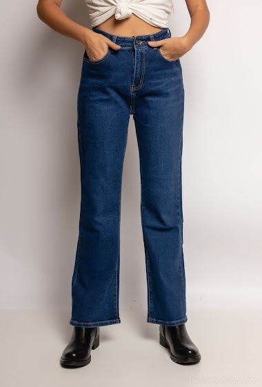 Wide-leg straight jeans