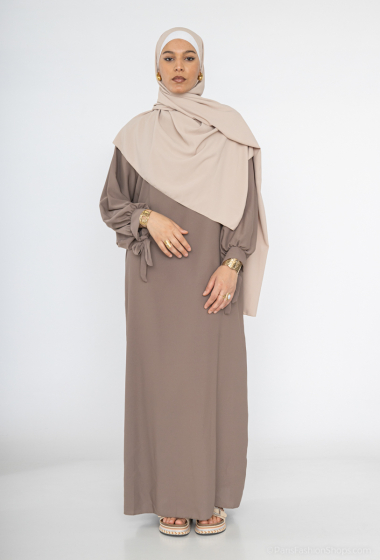 Grossiste IDEAL OUTFIT - Abaya en soie de Médine manches ballon avec nœud