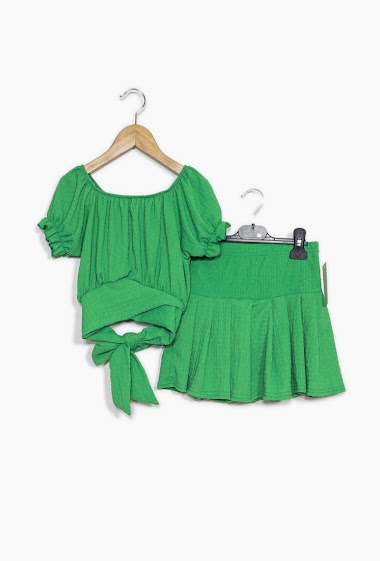 Top and skirt set with bow and pleated skirt