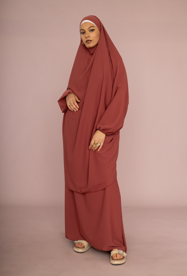 Wholesaler IDEAL OUTFIT - Jilbeb set with medina silk skirt