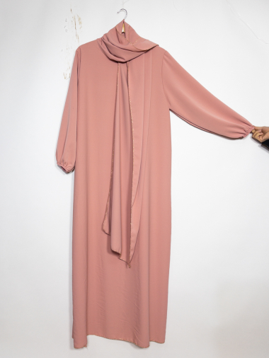 Grossiste IDEAL OUTFIT - Robe abaya en soie de Médine avec foulard couture en d'orée