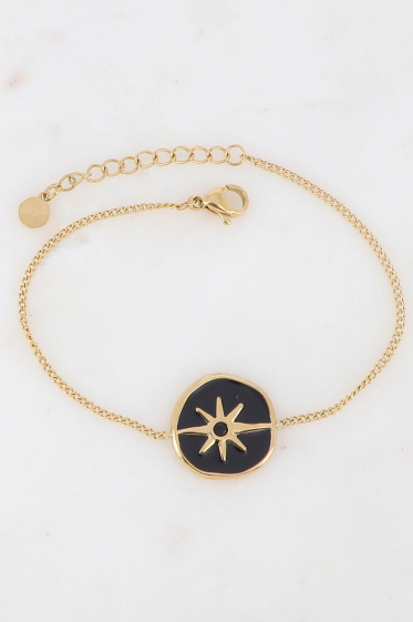 Grossiste Ikita Paris - Bracelet avec pendentif étoile émaillé, strass