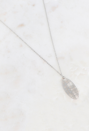 Wholesaler Ikita Paris - Necklace with striped oval pendant
