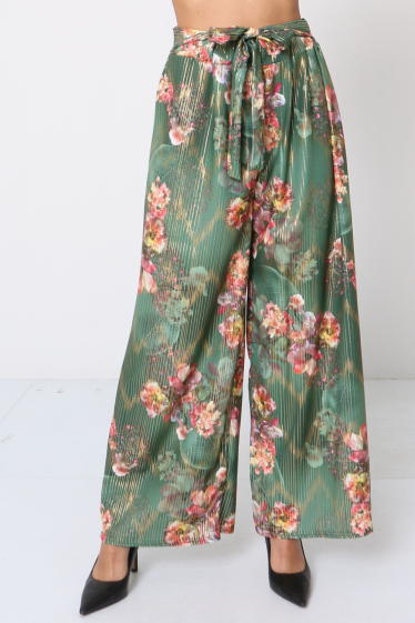Wholesaler I'Mod - Wide belted pants with floral print