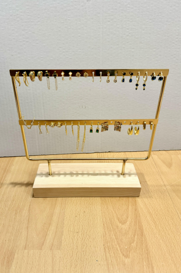 Wholesaler Les Précieuses - Set of 19 pairs of gold earrings with holder