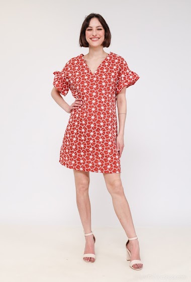 Wholesaler Indie + Moi - IXIA Embroidered cotton V-neck dress with short ruffled sleeves