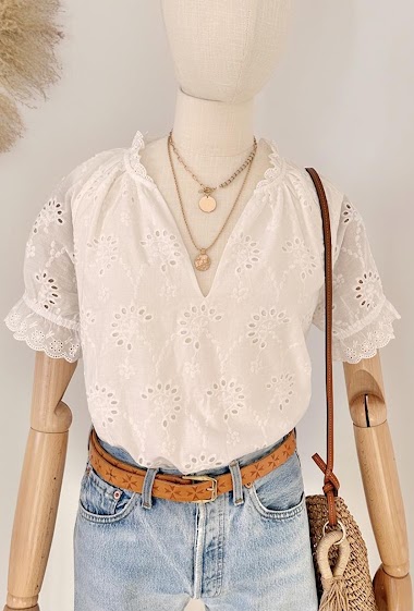 Wholesaler Inspiration Studio - V-neck English embroidery blouse with cotton lining.