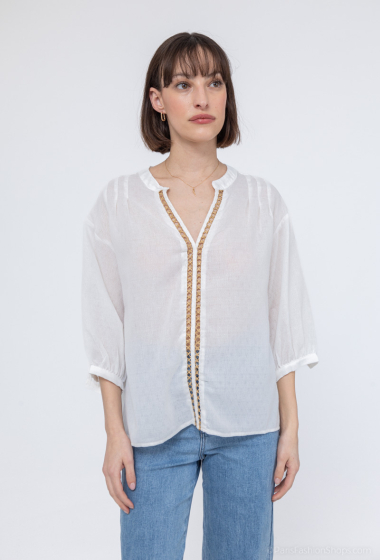 Wholesaler Inspiration Studio - V-neck 3/4 sleeve blouse with gold yoke on the front.