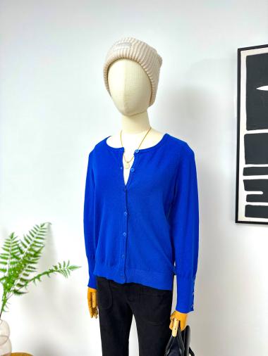 Wholesaler Inspiration Studio - Fine knit cardigan with button placket on the sleeves