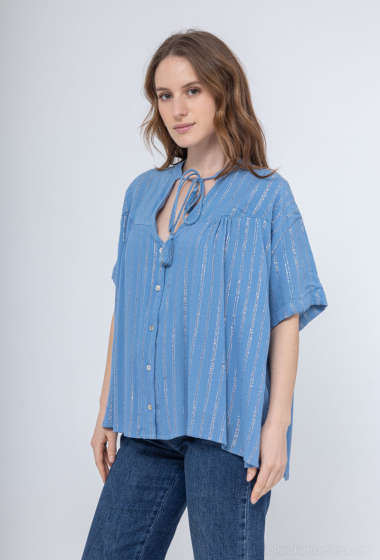 Wholesaler Inspiration Studio - V-neck shirt, short sleeves and lined in cotton.