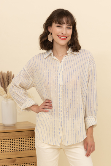 Wholesaler Inspiration Studio - Blue and white striped shirt