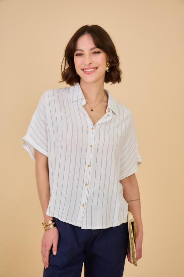 Wholesaler Inspiration Studio - Linen blend shirt with striped pattern with short sleeves.