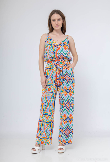Wholesalers Inspiration Studio - Jumpsuit with spaghetti straps, side pockets