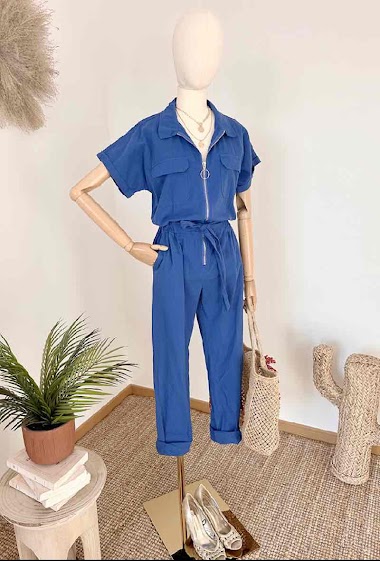 Short-sleeved cotton jumpsuit with turn-ups and front zip