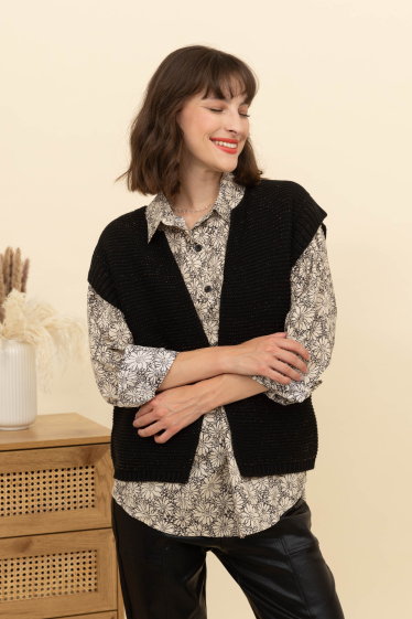 Wholesaler Inspiration Studio - Sleeveless Vest in Wool, Nylon and Acrylic with Lurex.