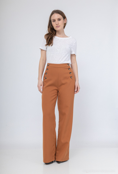 Wholesaler Inspiration Studio - Straight pants with wide legs and waist marked with buttons on the sides.