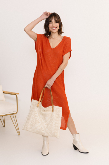 Wholesaler Inspiration Studio - Long dress in shiny openwork knit.