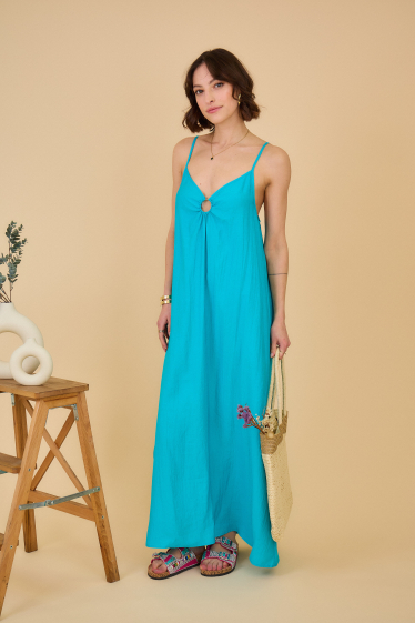 Wholesaler Inspiration Studio - Long viscose dress with thin adjustable straps.