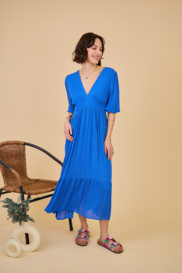 Wholesaler Inspiration Studio - Long viscose dress with V neck and 3/4 sleeves