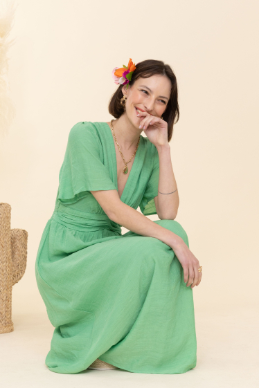 Wholesaler Inspiration Studio - Long viscose dress with butterfly sleeves.